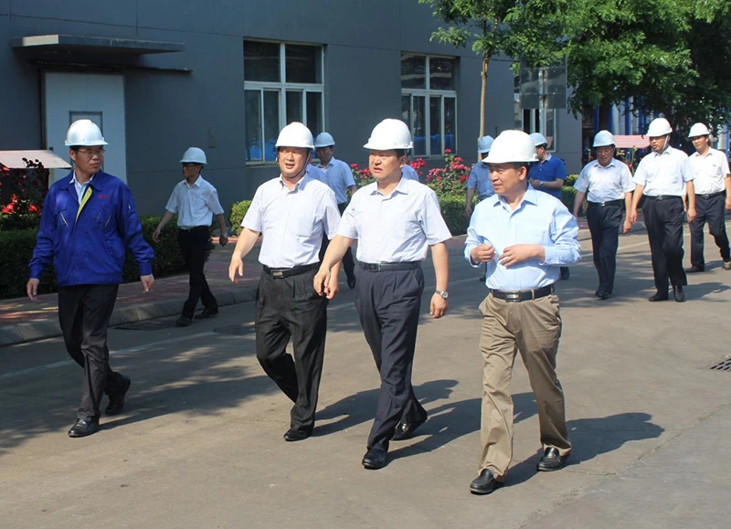 On May 27, 2017, Sun Qisheng, member of the Standing Committee of the Municipal Party Committee and Secretary of the Political and Legal Committee, conducted an on-site investigation at Weifang Baili Chemical Co., Ltd.